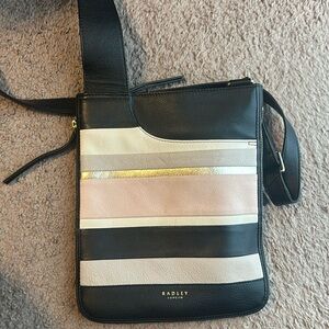 Bradley London crossbody bag